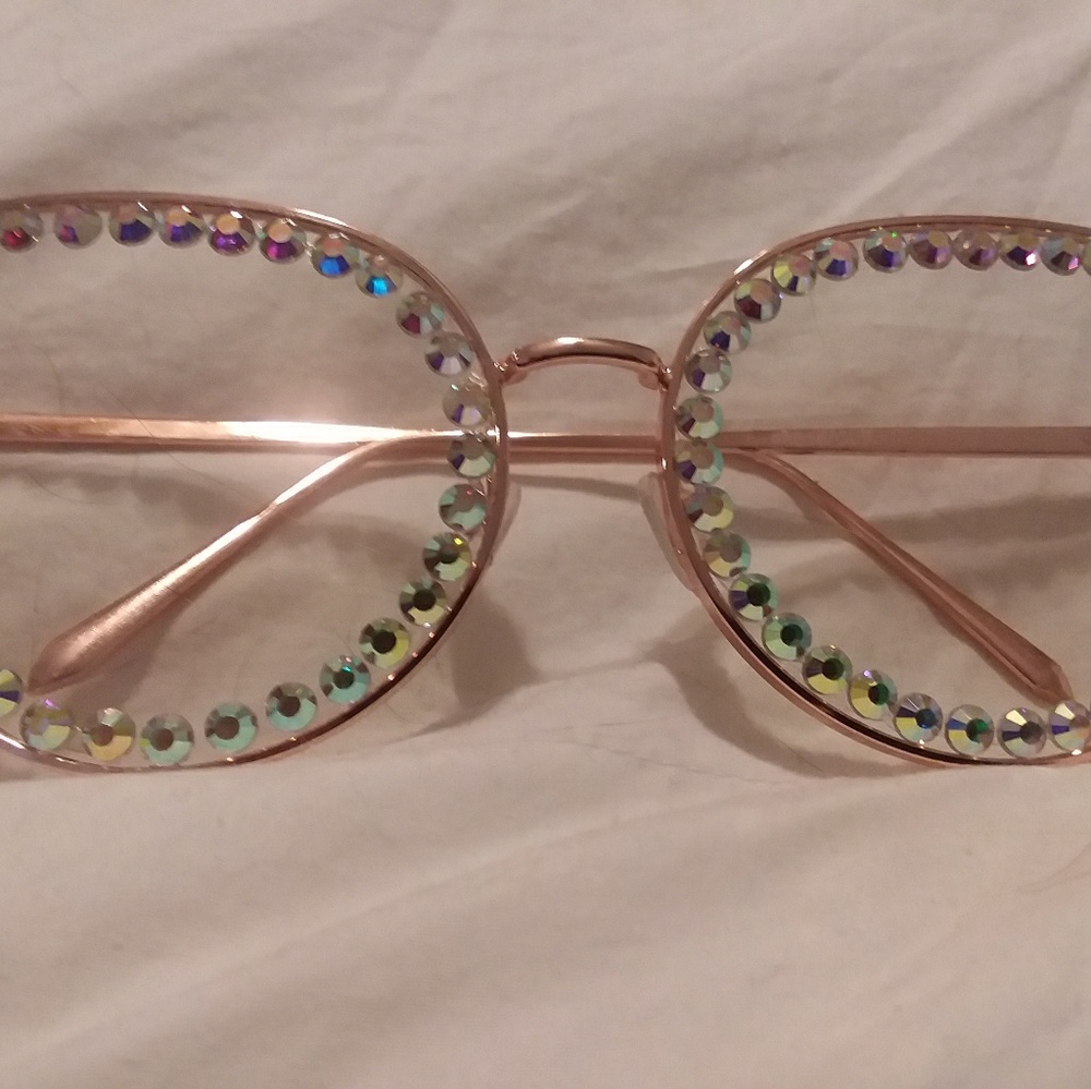 Rose gold fashion glasses